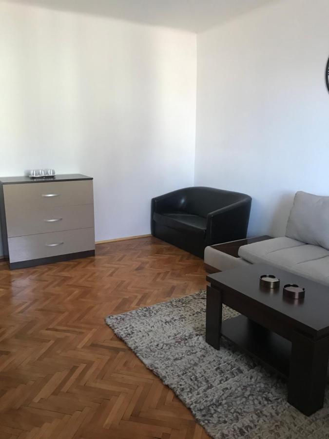 Apartament Sanda Lejlighed Turda Eksteriør billede